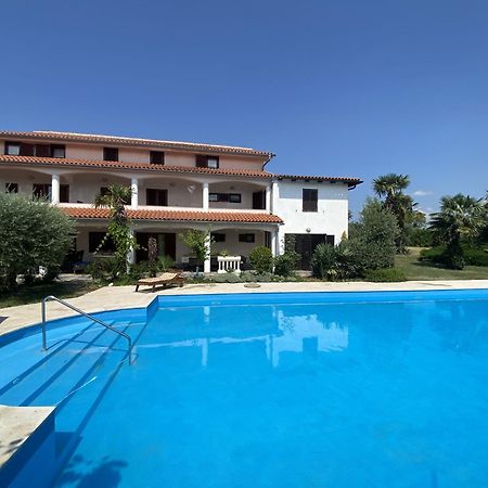 Residence Angiolina Nova Vas  Εξωτερικό φωτογραφία